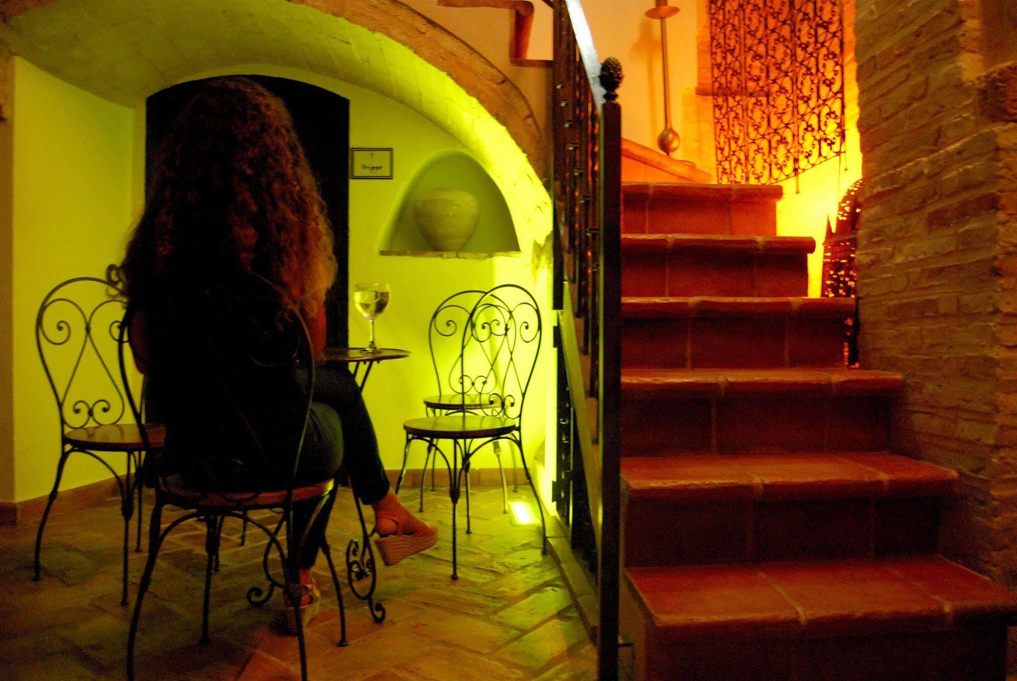 Hospedium Posada San Fernando Carmona  Exterior photo