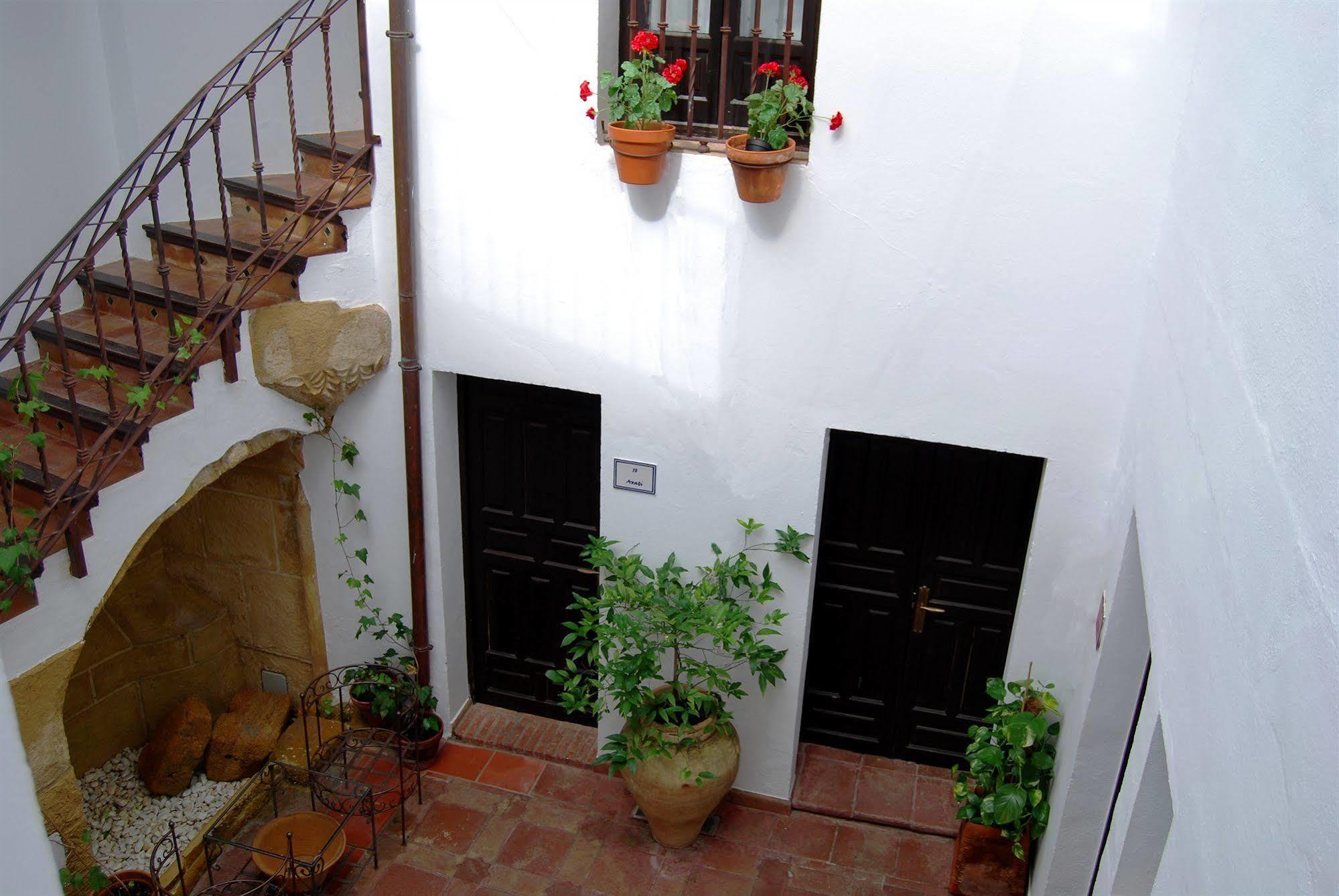 Hospedium Posada San Fernando Carmona  Exterior photo